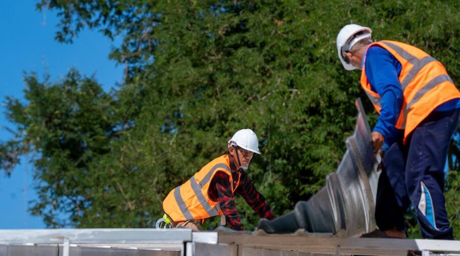 Professional new roof installation services in Inglewood, CA
